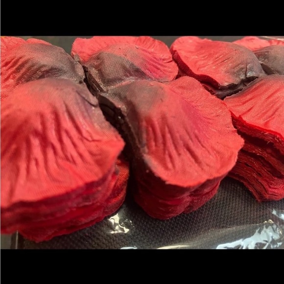 2000 pcs Artificial Red Velvet Flower Rose Petals Wedding Party Decorations NEW - Picture 5 of 6